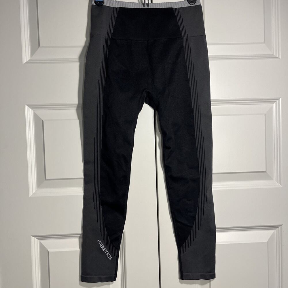 NEW FABLETICS SEAMLESS High Waist Fusion LEGGING Black Gray Small